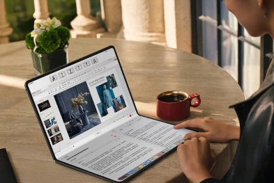 Laptop gập Huawei MateBook Fold: Thiết kế đột phá nhưng chip 7 nm “cũ” và giá ngang Honda SH