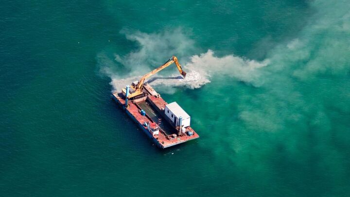 Khai thác uranium từ nước biển
